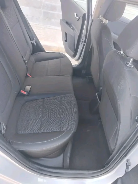 Kia RIO - Photo 2