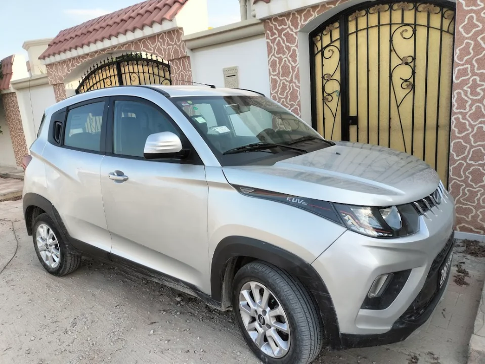 Mahindra KUV 100 - Photo 4