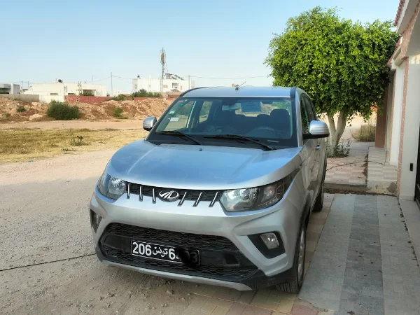 Mahindra Kuv 100 2018 Essence