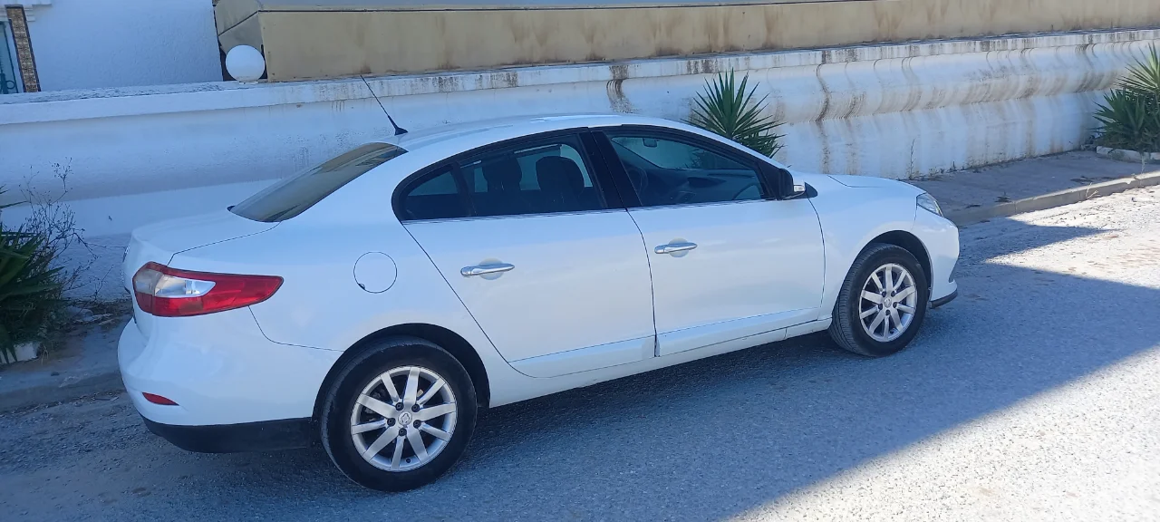 Renault Fluence - Photo 6