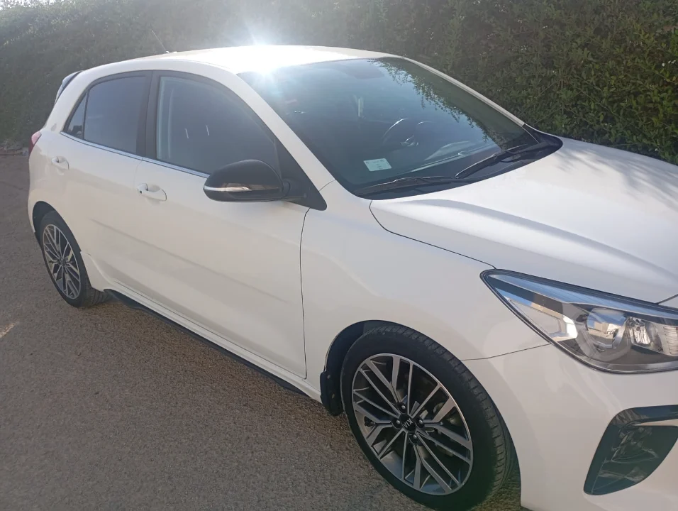 Kia RIO X-LINE - Photo 5
