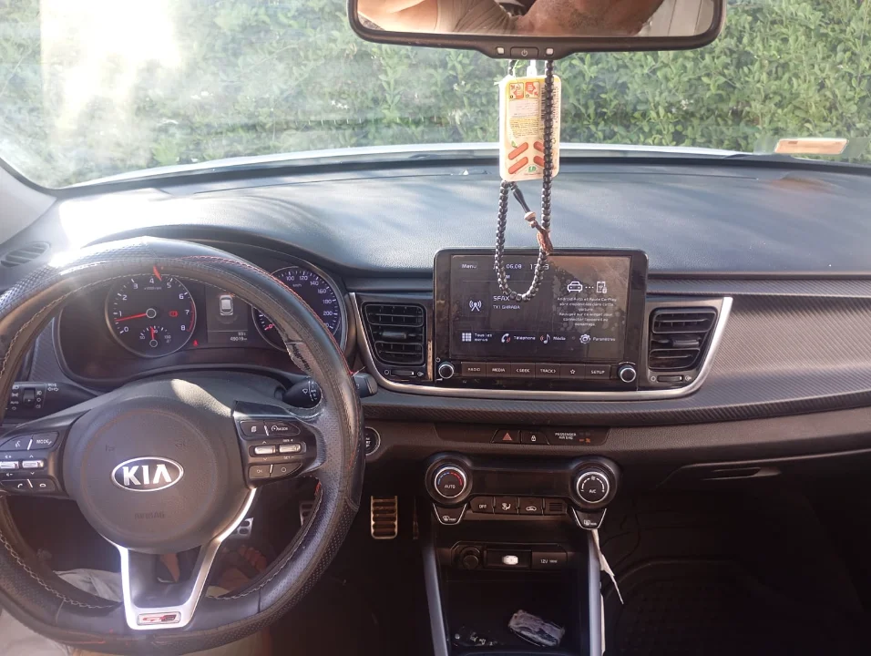 Kia RIO X-LINE - Photo 3