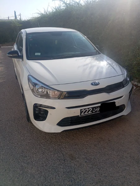 Kia Rio x-line 2021 Essence