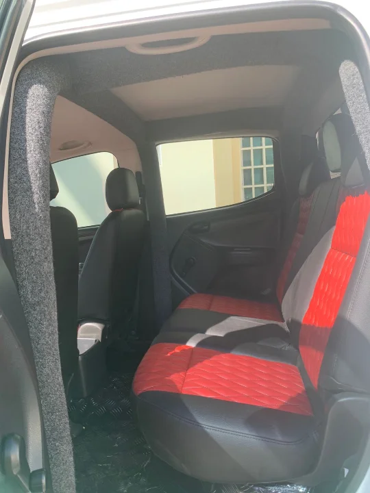 Isuzu D MAX - Photo 2