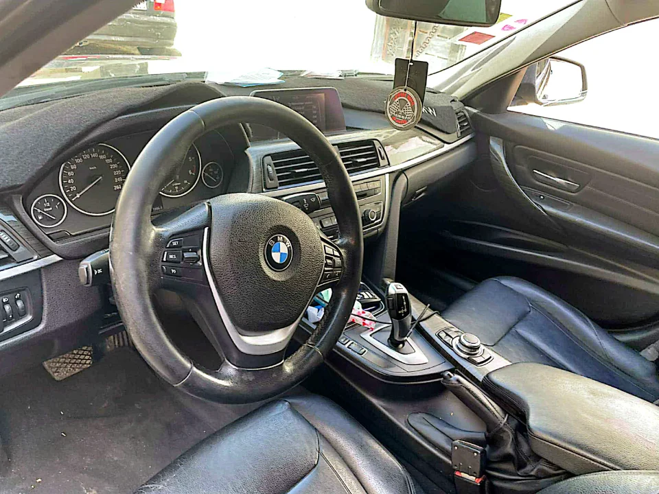 Bmw 318 - Photo 5