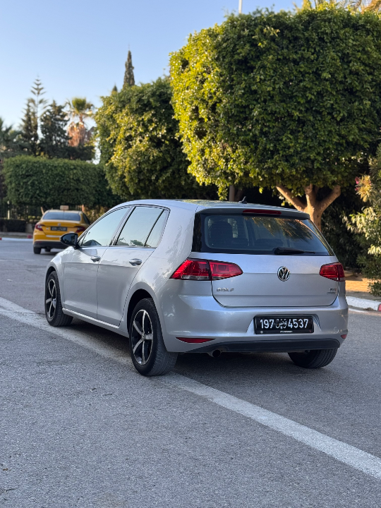 Volkswagen Golf - Photo 7