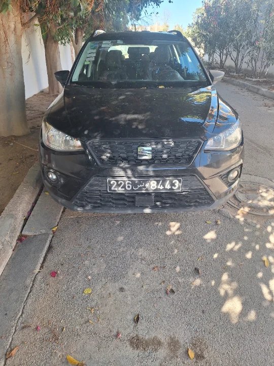 Seat Arona - Photo 2