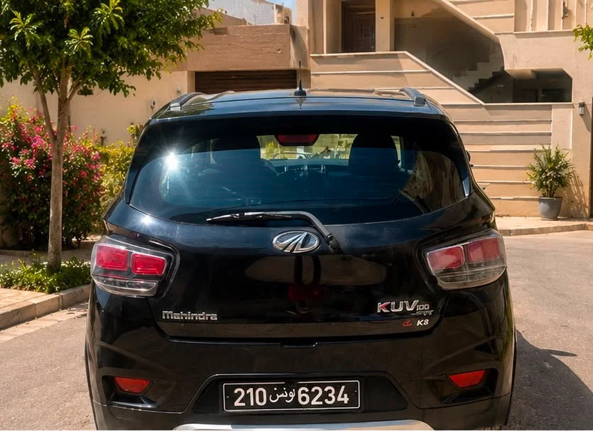 Mahindra KUV 100 - Photo 9