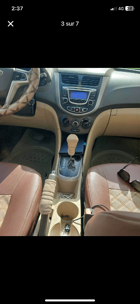 Hyundai ACCENT - Photo 2
