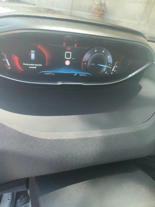 Peugeot 3008 - Photo 10