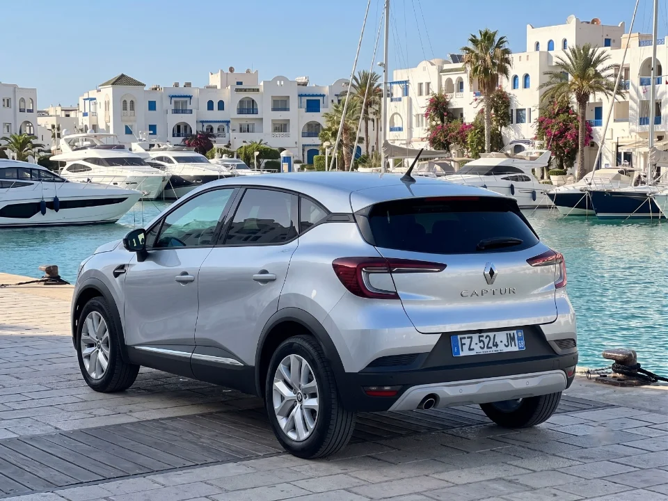 Renault Captur - Photo 10