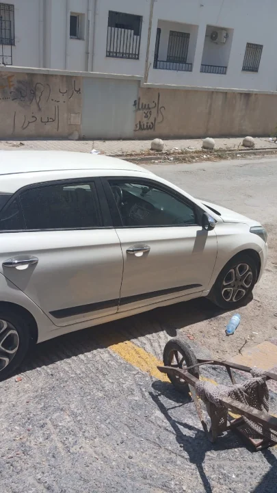 Hyundai I20 - Photo 2