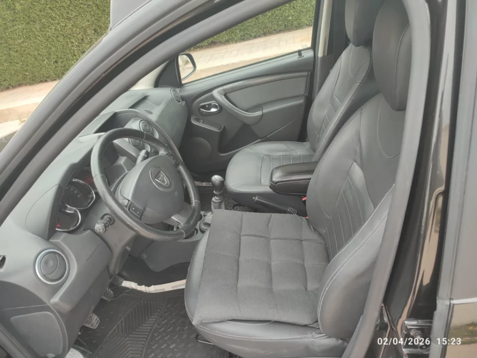 Dacia DUSTER - Photo 10