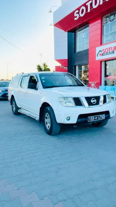 Nissan Navara - Photo 8