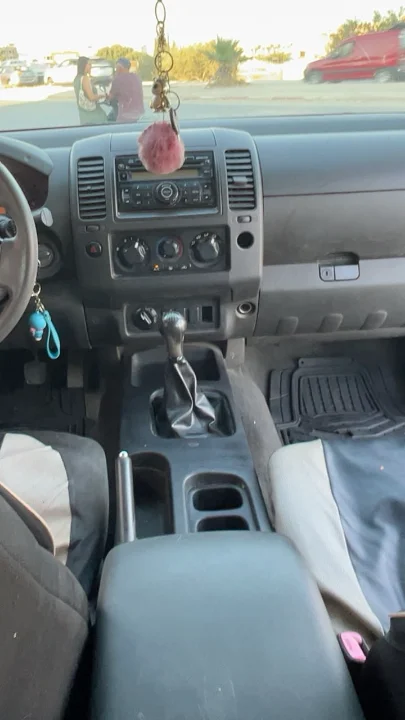 Nissan Navara - Photo 4