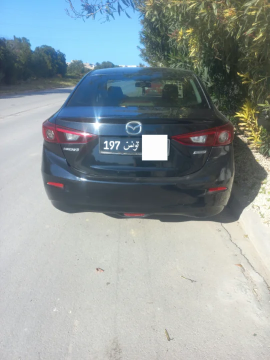 Mazda MAZDA3 - Photo 4