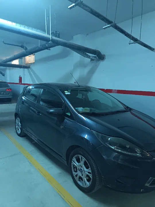 Ford FIESTA - Photo 4