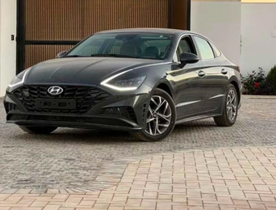 Hyundai SONATA 2021