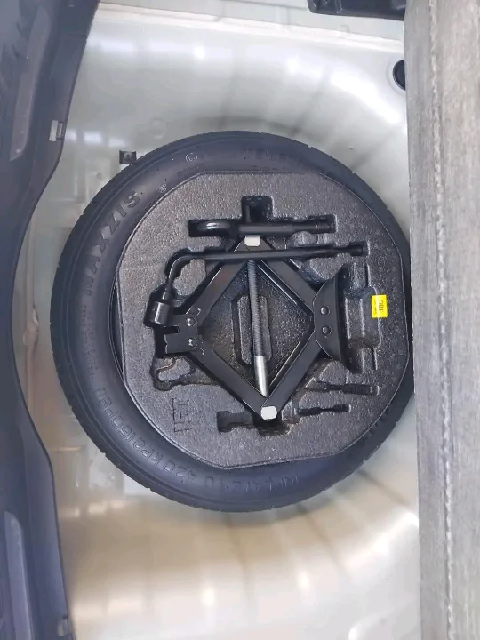 Kia RIO - Photo 3