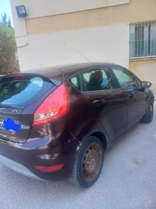 Ford FIESTA - Photo 5
