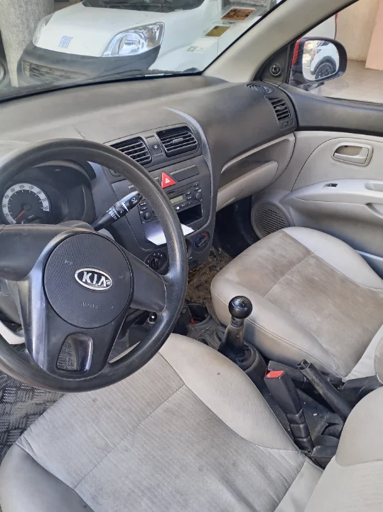 Kia PICANTO - Photo 3