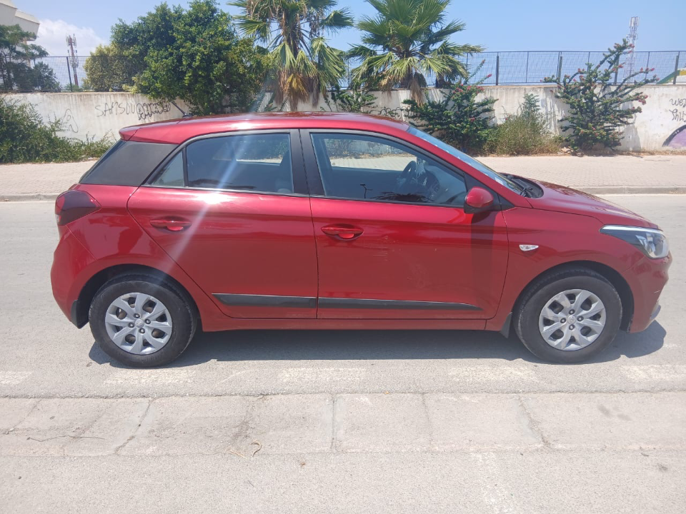 Hyundai I20 - Photo 3