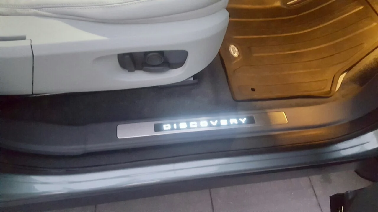 Land rover DISCOVERY SPORT - Photo 4