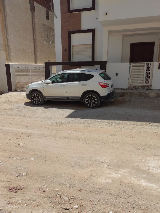 Nissan Qashqai - Photo 2