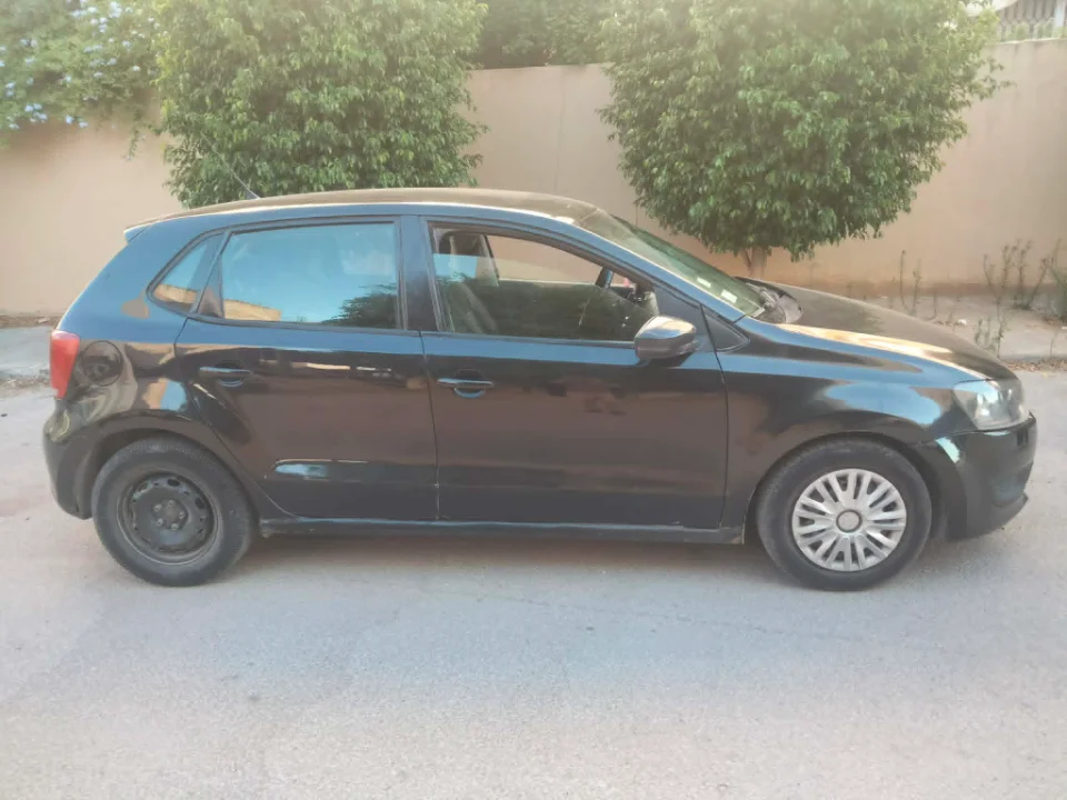 Volkswagen Polo - Photo 2