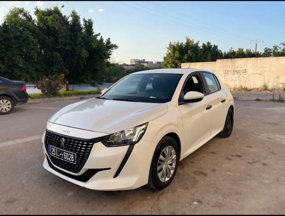 Peugeot 208 - Photo 7