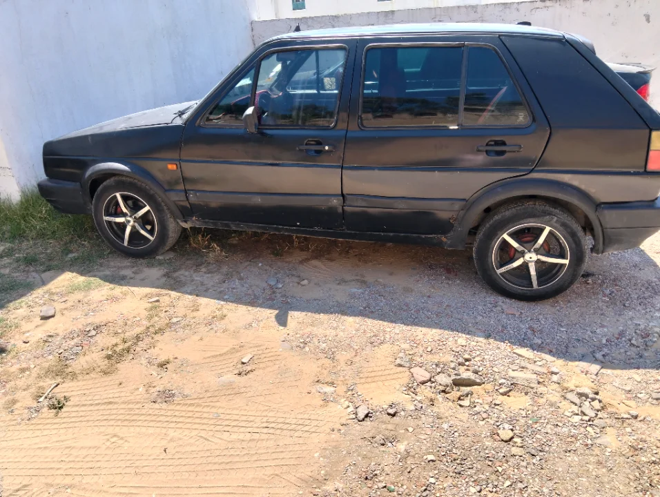 Volkswagen Golf 2 - Photo 4