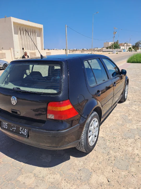 Volkswagen Golf - Photo 8