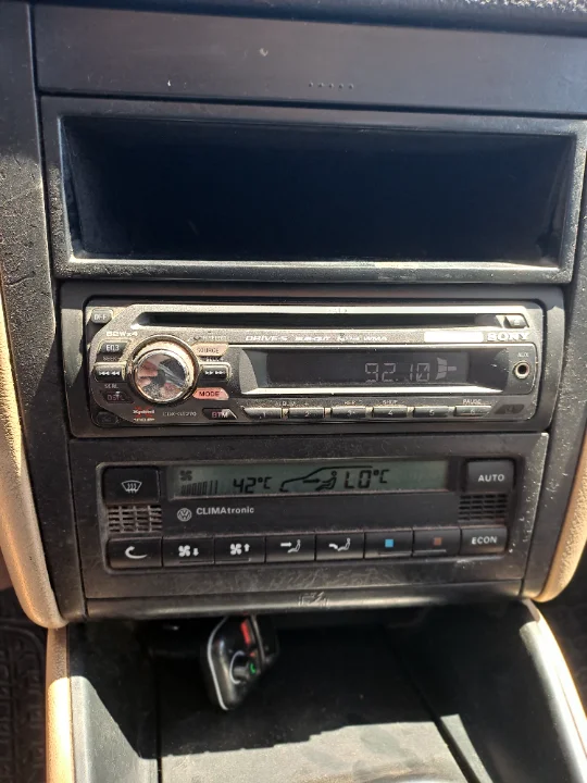 Volkswagen Golf - Photo 3