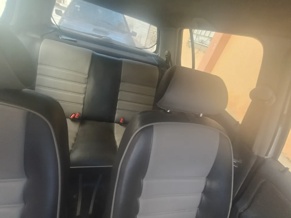 Volkswagen Polo - Photo 6
