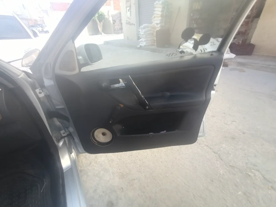 Volkswagen Polo - Photo 3