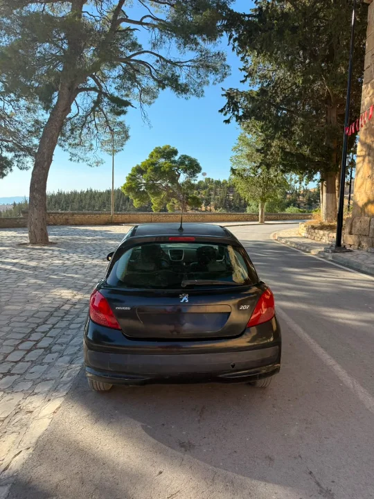 Peugeot 207 - Photo 2