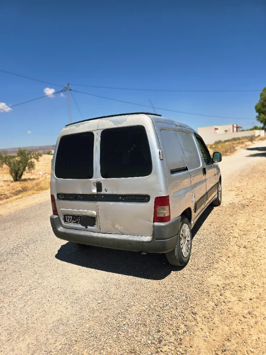 Citroen BERLINGO - Photo 3