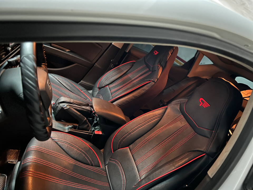 Seat Leon - Photo 6