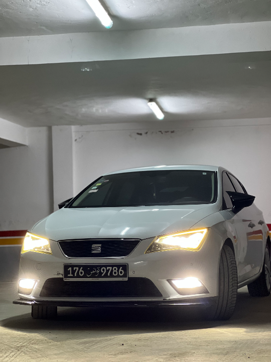 Seat Leon - Photo 2