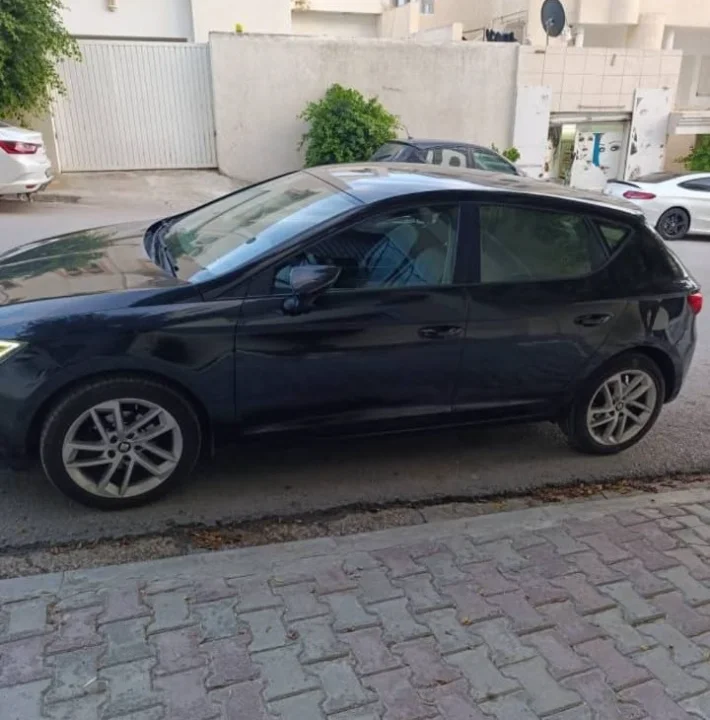Seat Leon - Photo 4