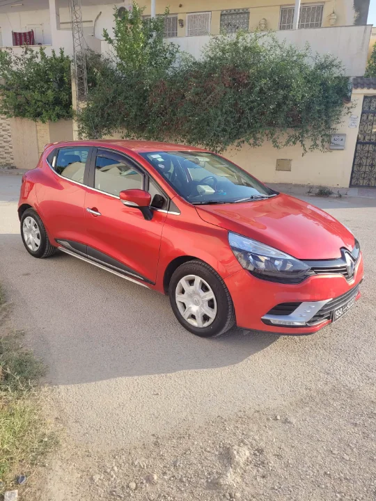 Renault Clio - Photo 4