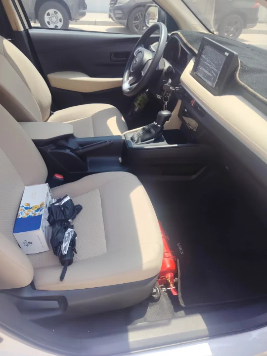 Toyota Yaris - Photo 2