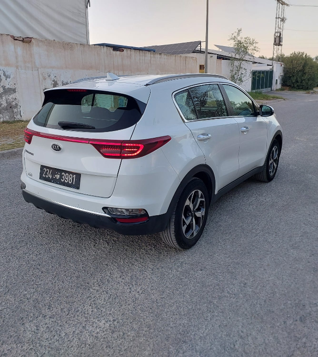 Kia SPORTAGE - Photo 9