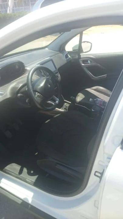 Peugeot 2008 - Photo 3