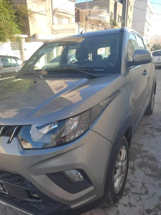 Mahindra KUV 100 - Photo 3
