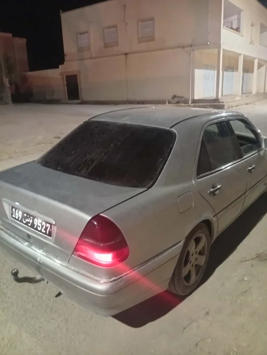 Mercedes Classe C - Photo 4