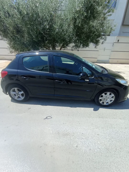 Peugeot 207 - Photo 10