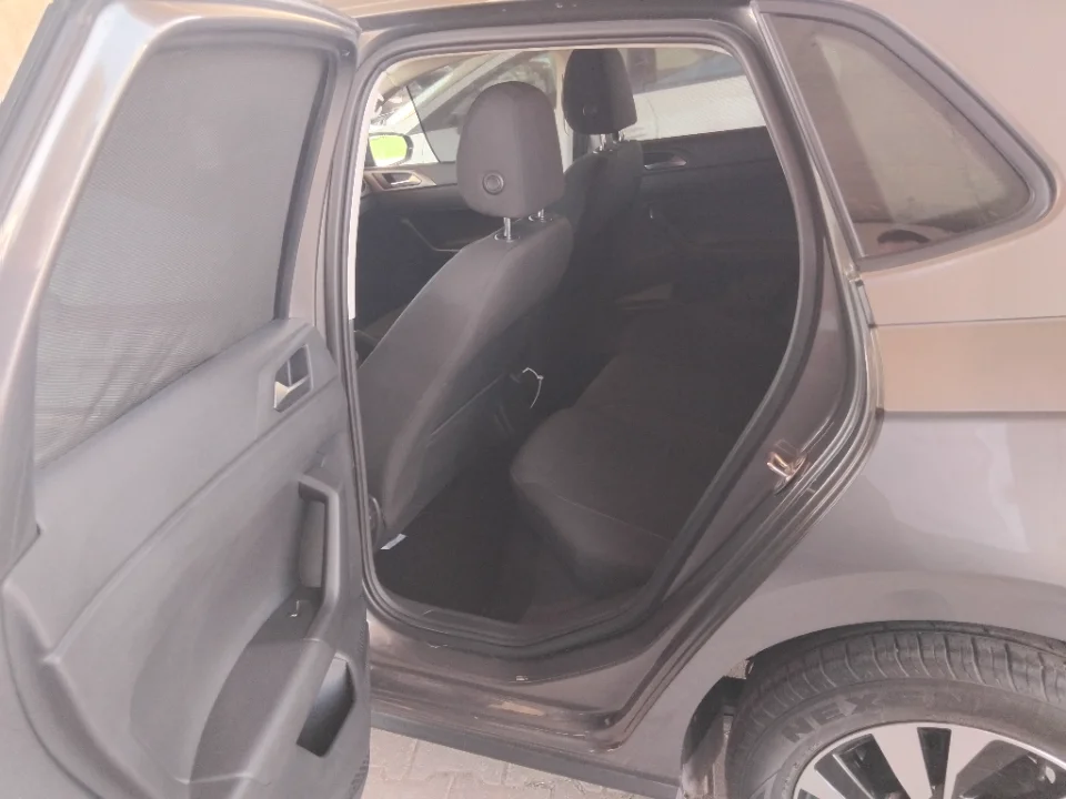 Volkswagen Polo - Photo 2