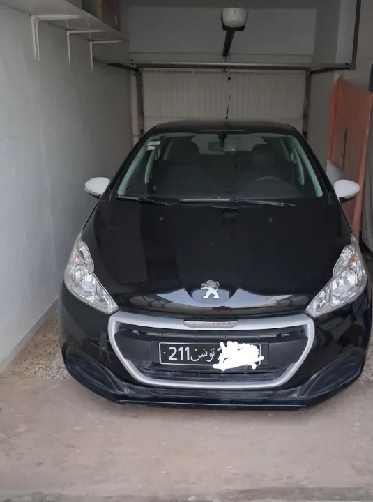 Peugeot 208 - Photo 3