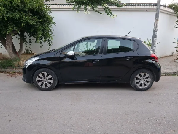 Peugeot 208 2019 Essence